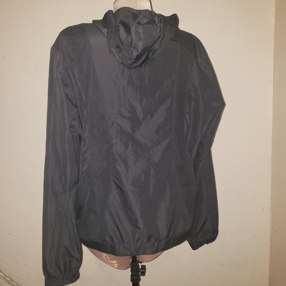 Jacket - Picture 8 of 8